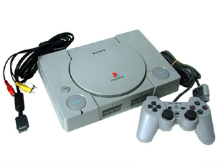 PlayStation SCPH-7000